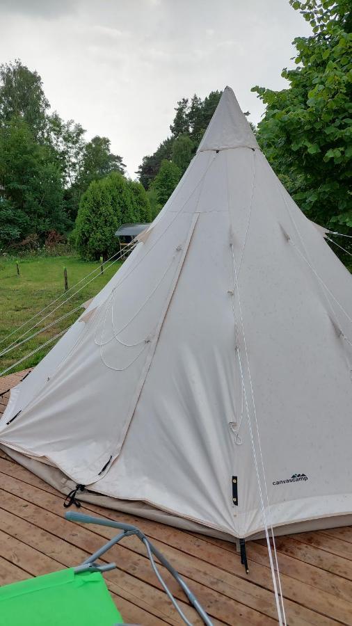 Glamping Fluffy Horns - Glempings Pukainie Ragi Hotel Plieņciems Exterior foto