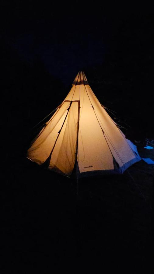 Glamping Fluffy Horns - Glempings Pukainie Ragi Hotel Plieņciems Exterior foto